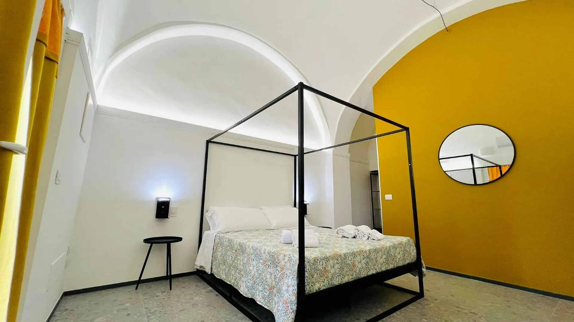 Murat Urban Suite Bari 0*,  Włochy